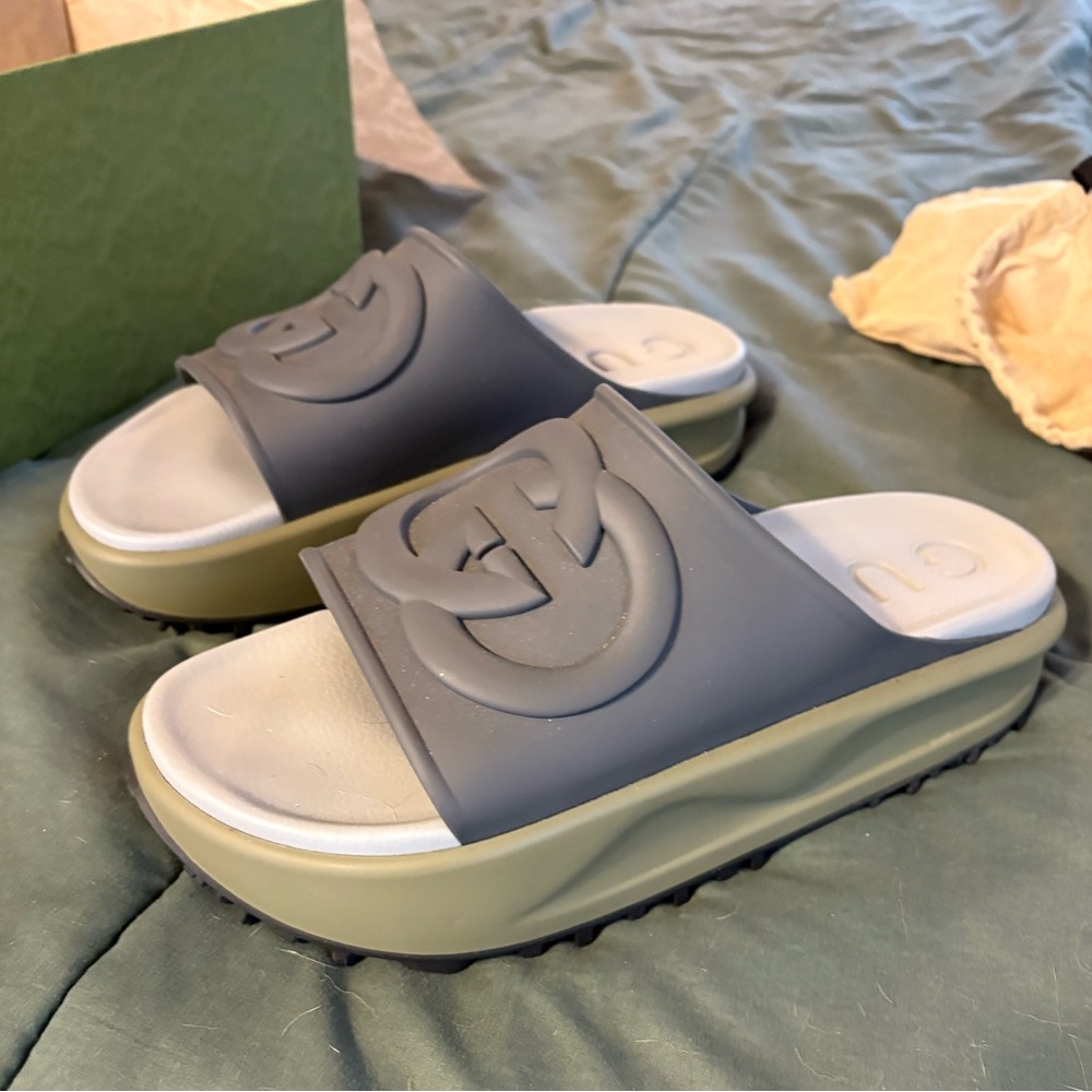Men’s Gucci GG Slides
